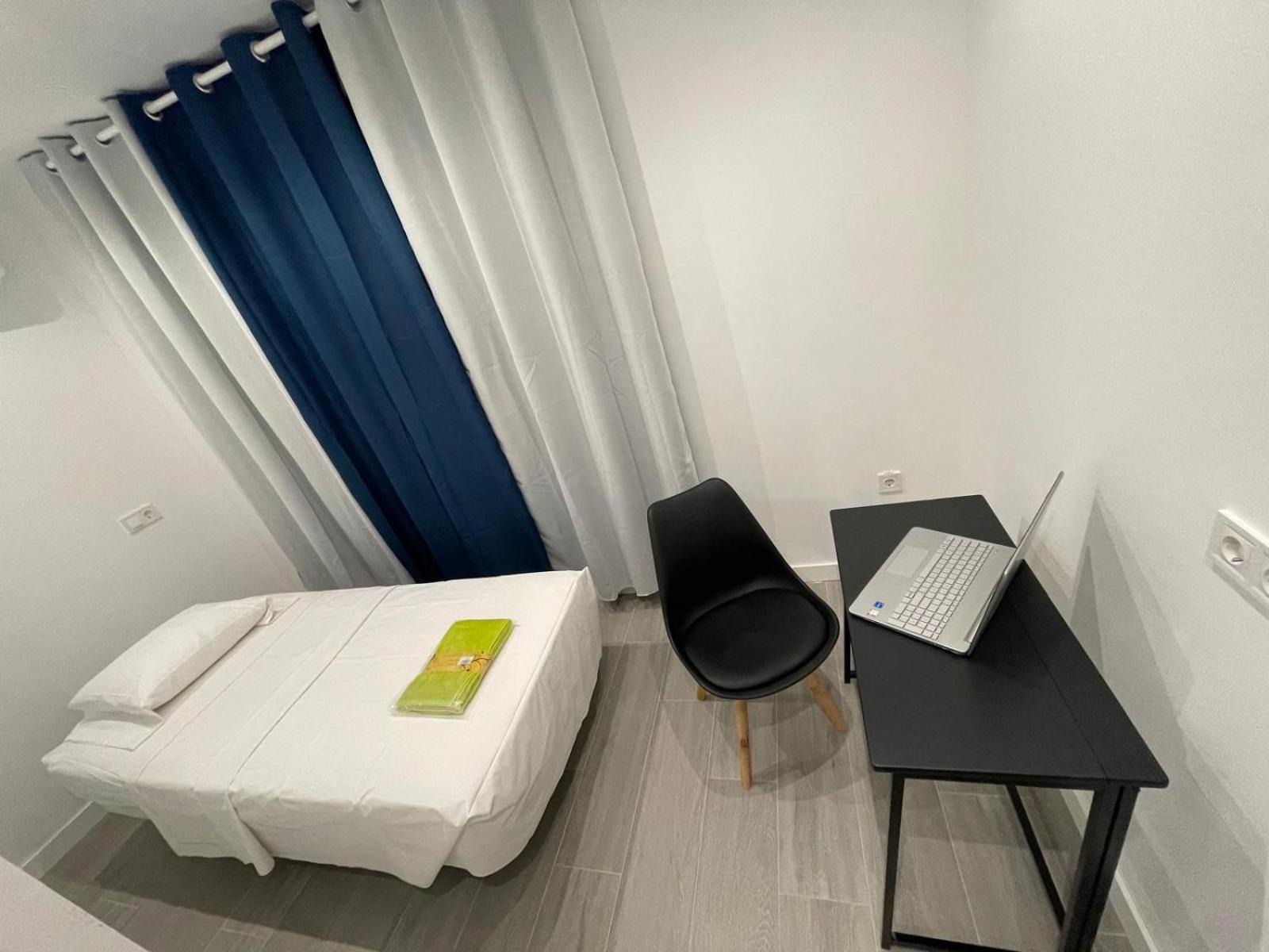 Estudios Nuevos Madrid Centro Eksteriør billede