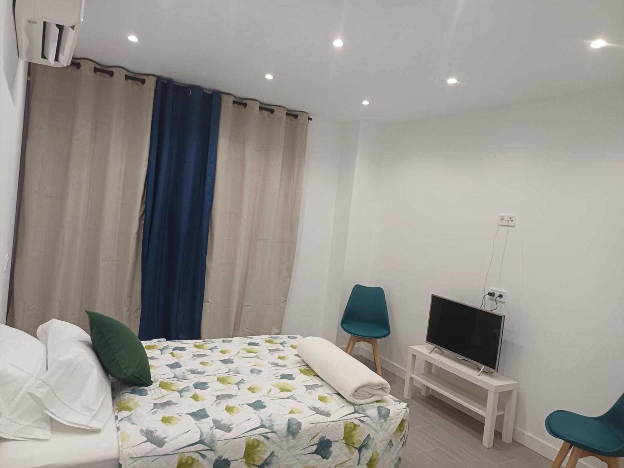 Estudios Nuevos Madrid Centro Eksteriør billede